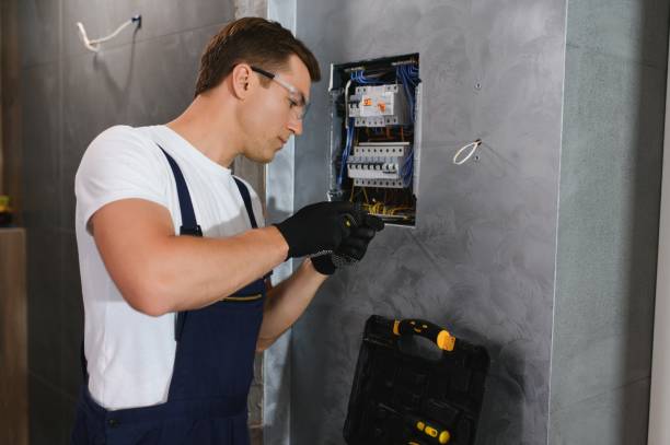 Best Affordable Emergency Electrician  in Chattahoochee, FL
